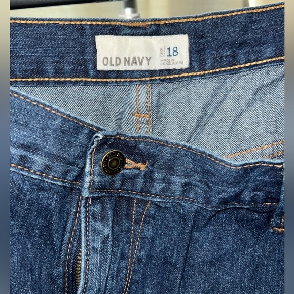 New without tags. Blue old navy jean skirt - Picture 4 of 5